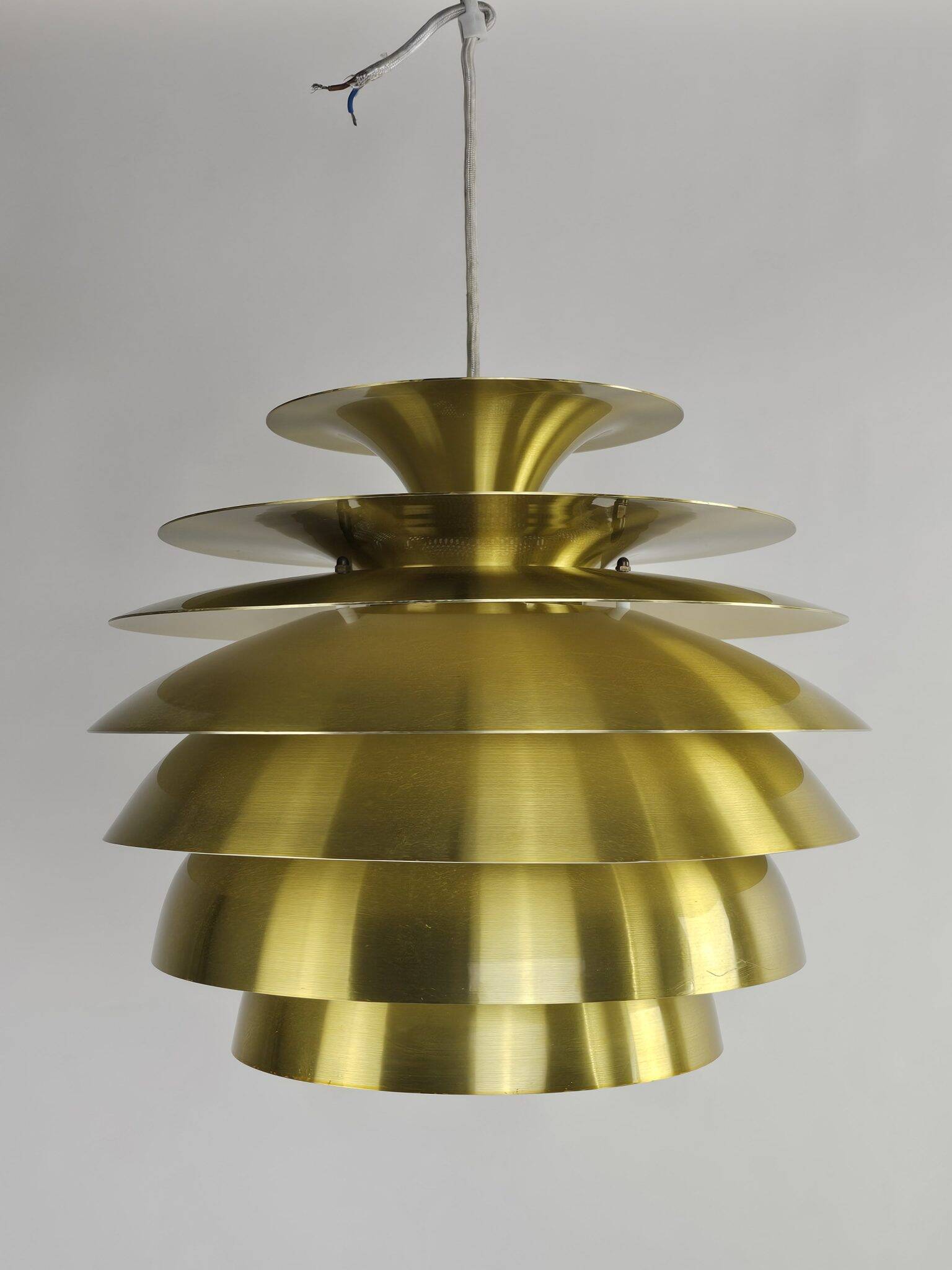 Lampe à échelle en laiton modèle Barcelone de Bent Karlby