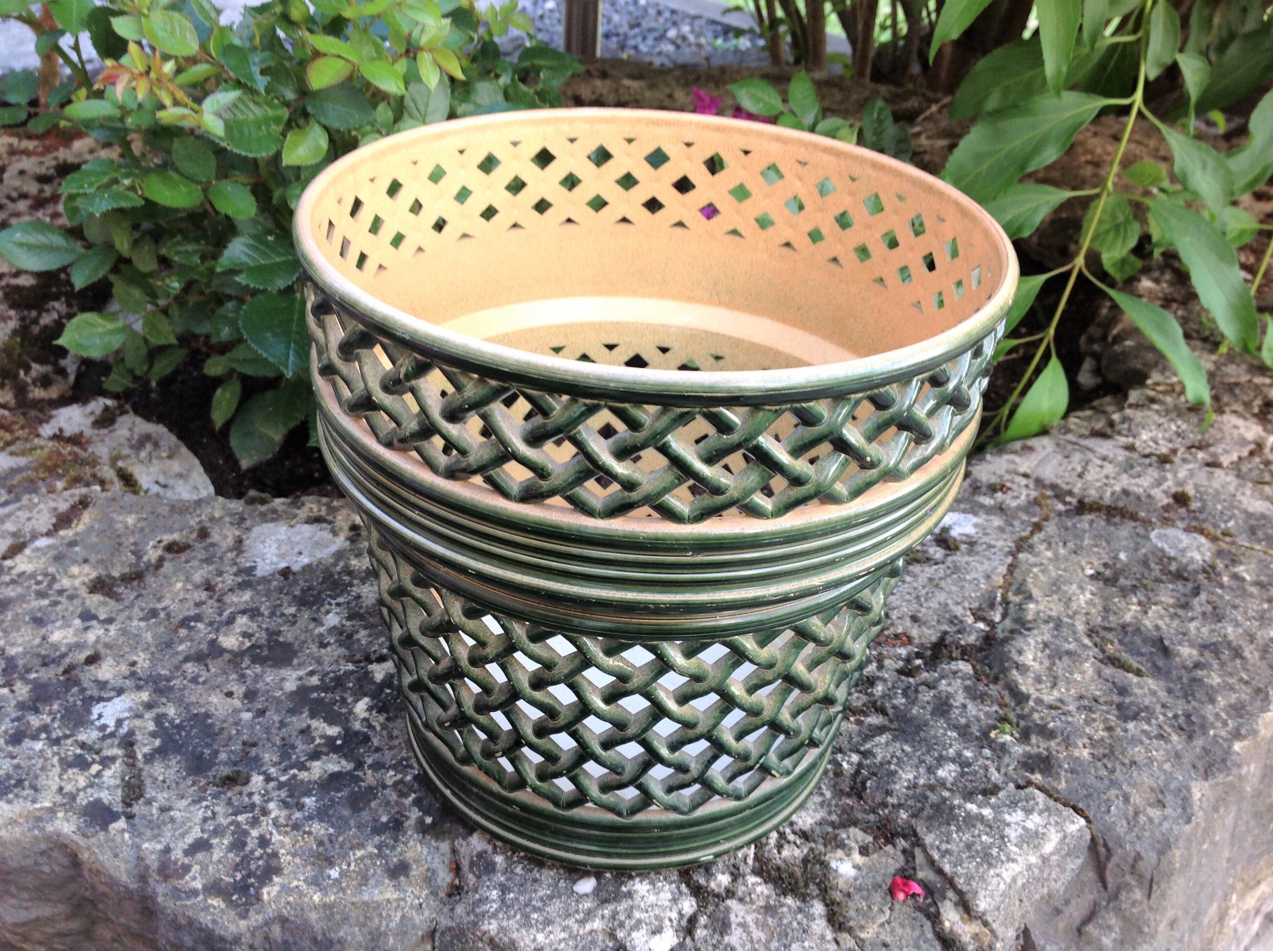 Cache pot green bottle imitation wicker braided / vintage 60s-70s