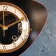 Horloge formica vintage pendule murale silencieuse asymétrique "FFR noir rouge"