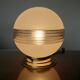 Plafonnier "globe" en verre granité rose,  liserés dorés, vers 1950 ou 1960