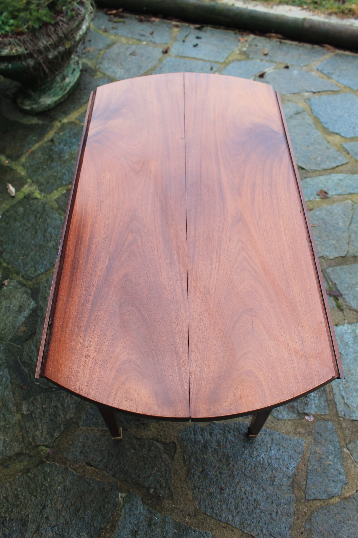 Table Louis XVI