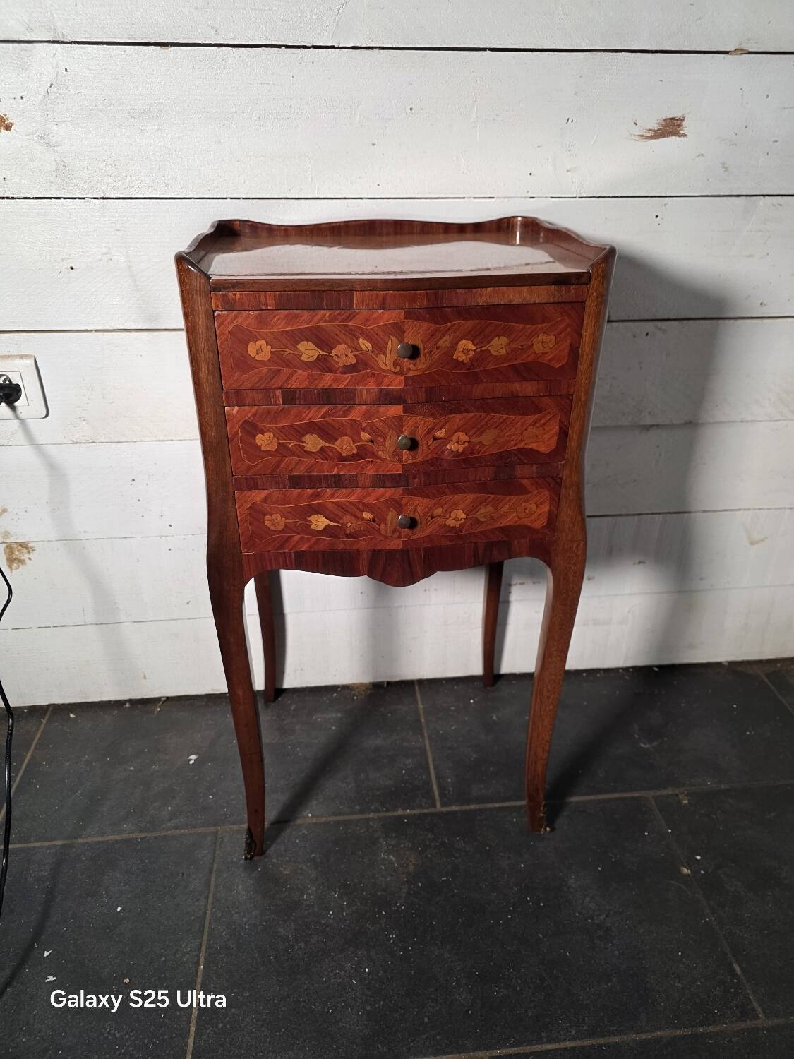 Louis XV style bedside table in marquetry with 3 drawers.