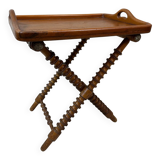 Tray and its folding base