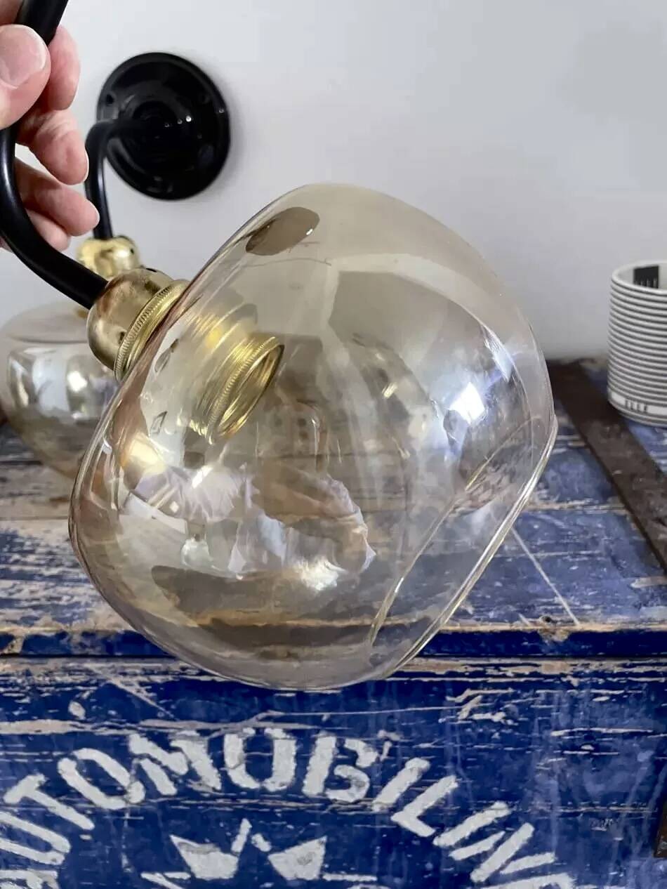 Paire d’appliques murales vintage en verre doré