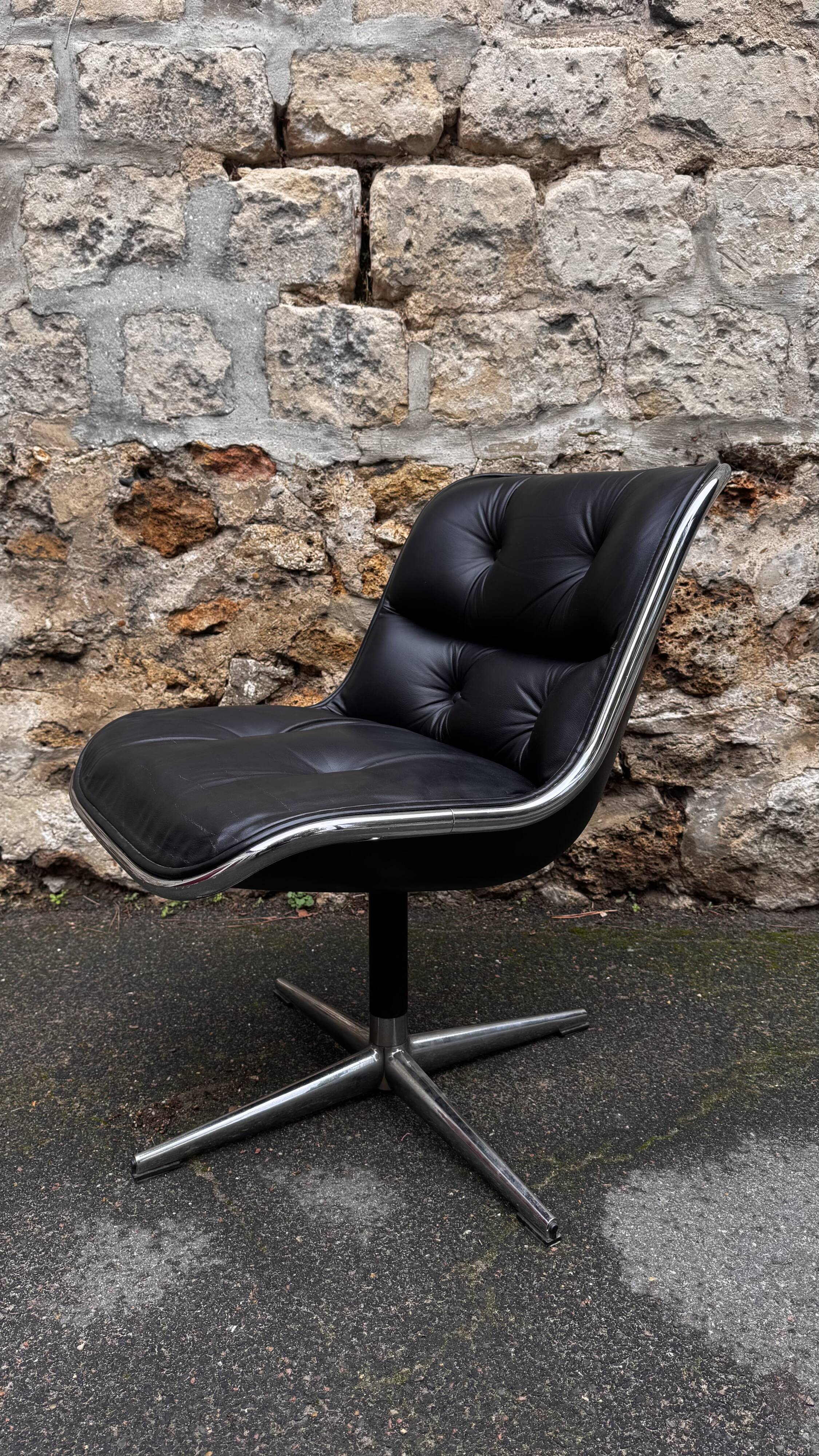 Charles Pollock armchair - Knoll