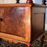 Chevet ancien Louis Philippe en ronce de noyer époque XIXé