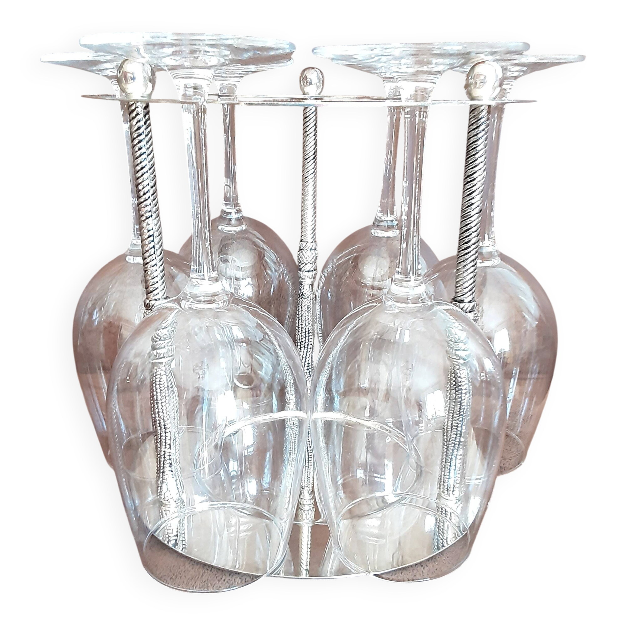 Metal support with crystal stem glasses