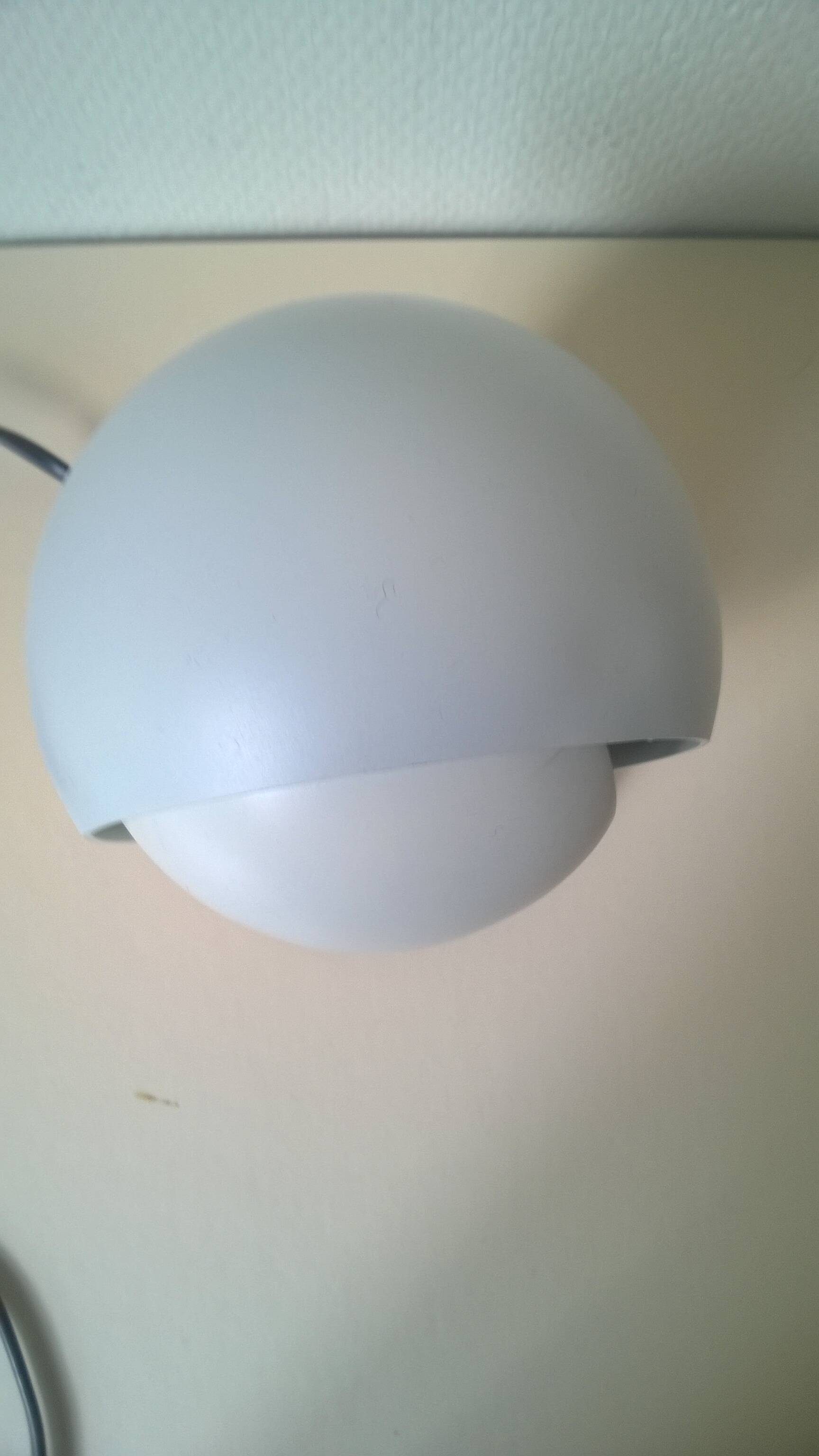 Lampe de table design Artemide modèle Eclisse par Vico Magistretti