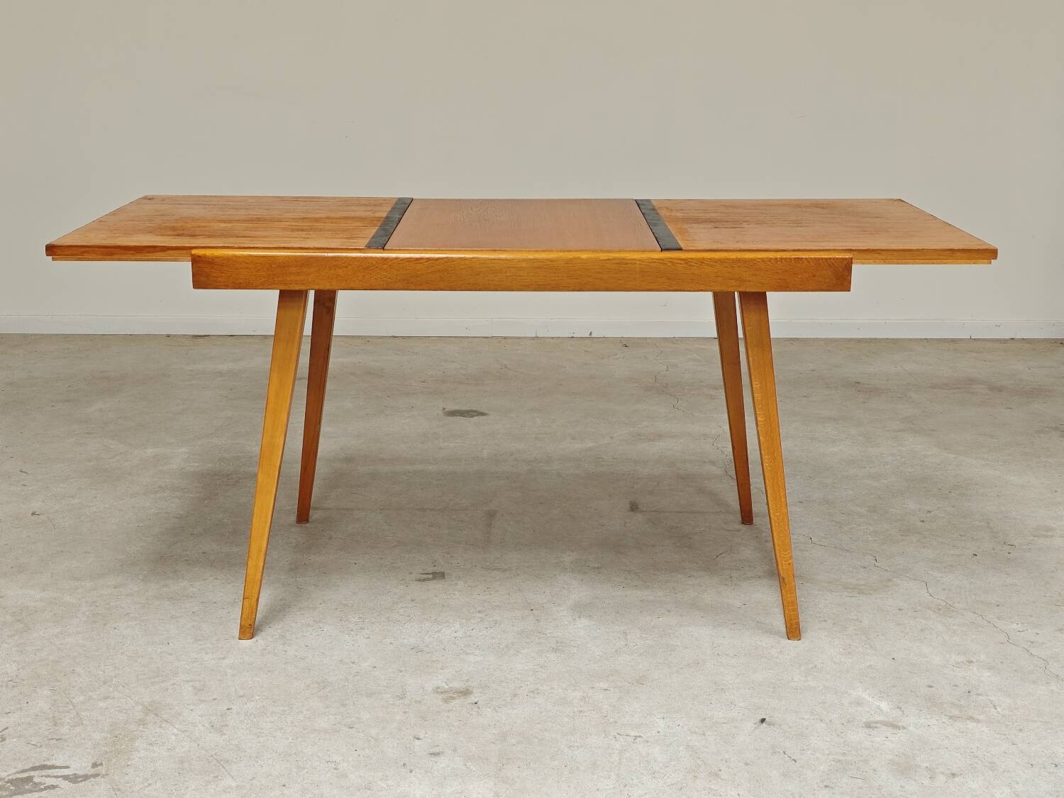 Table a manger a rallonge par Frantisek Jirak pour Tatra , 1960n