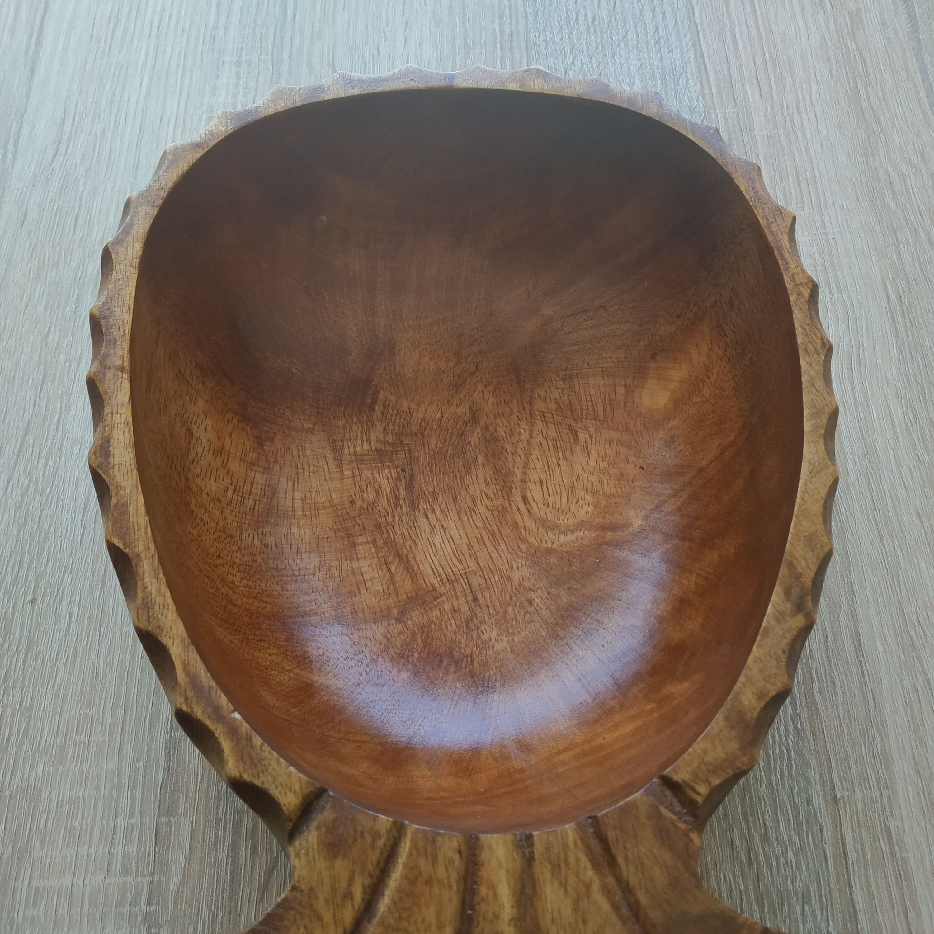Carved wooden pineapple bowl