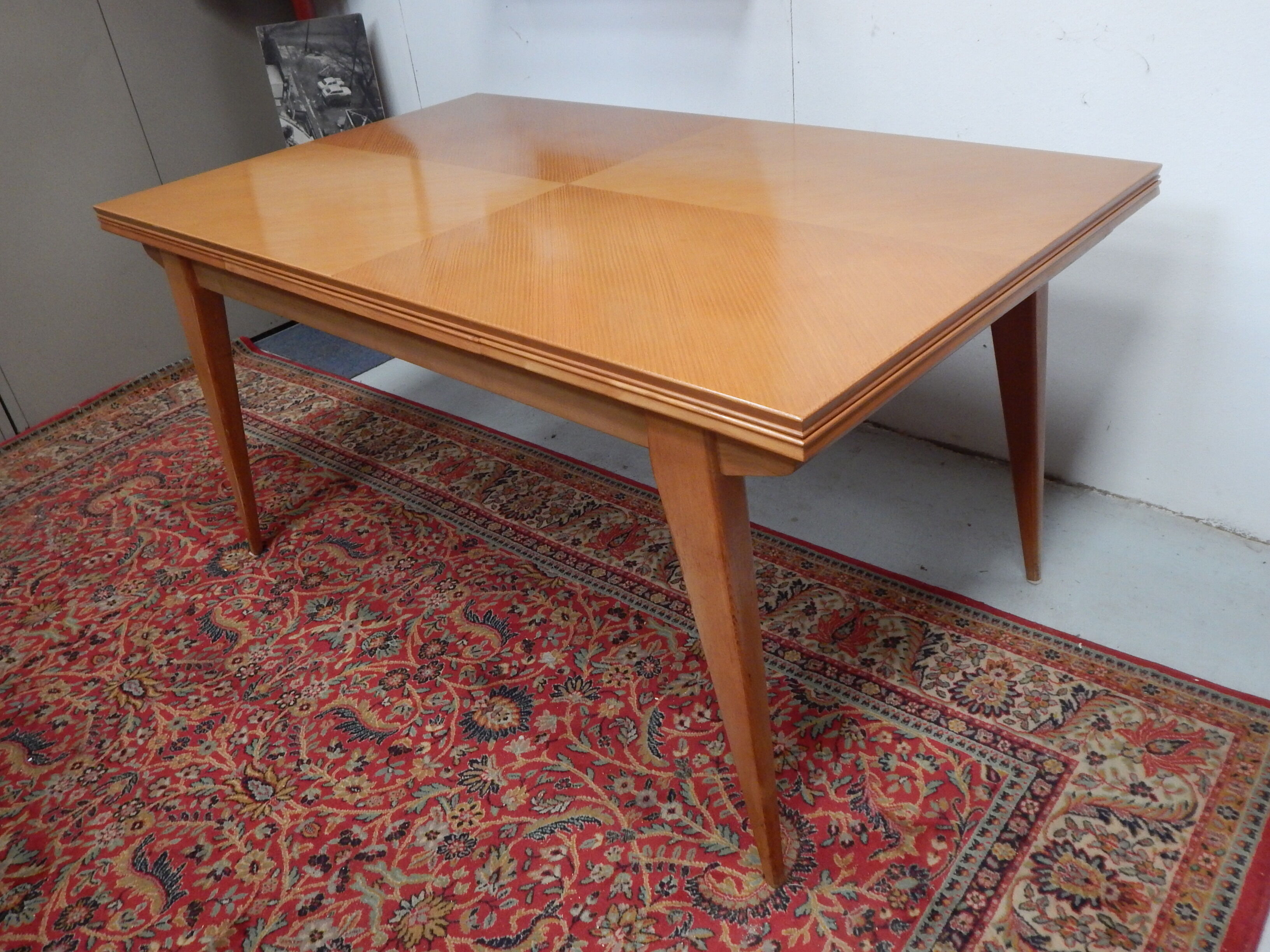 Extending table with vintage compass legs 50s