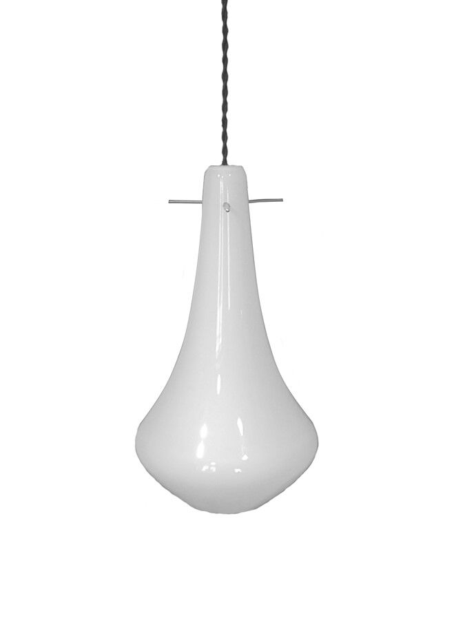 White opaline suspension