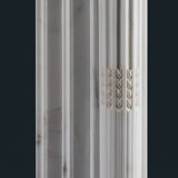 Cheminée en marbre statuaire de style Louis XVI