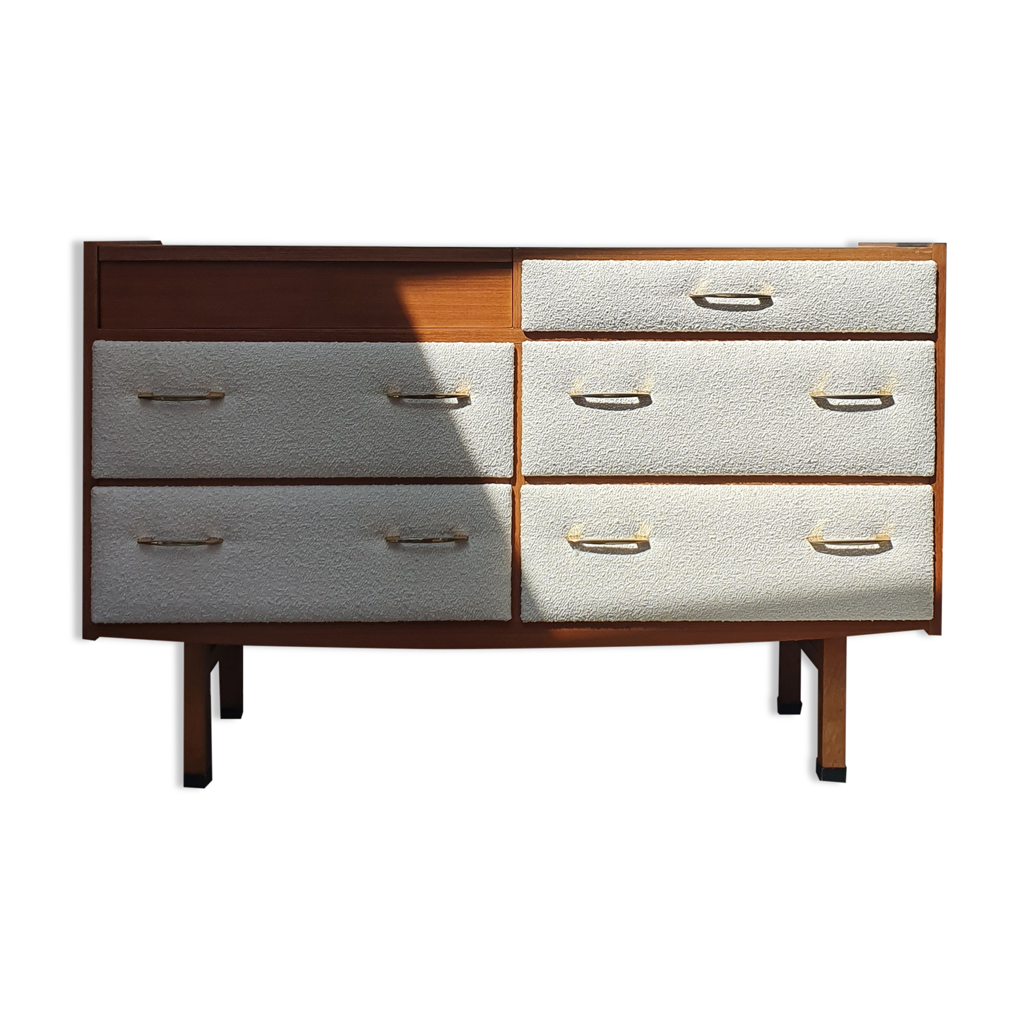 Dresser by Regy
