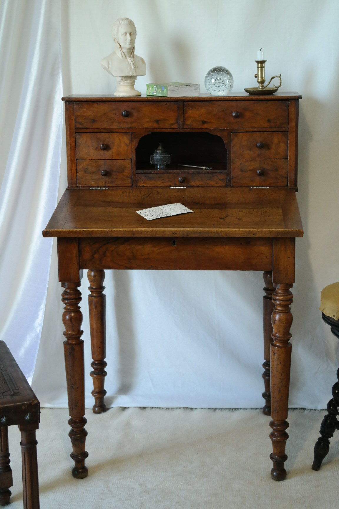 Secretary desk happiness of the day Louis Phillipe in walnut