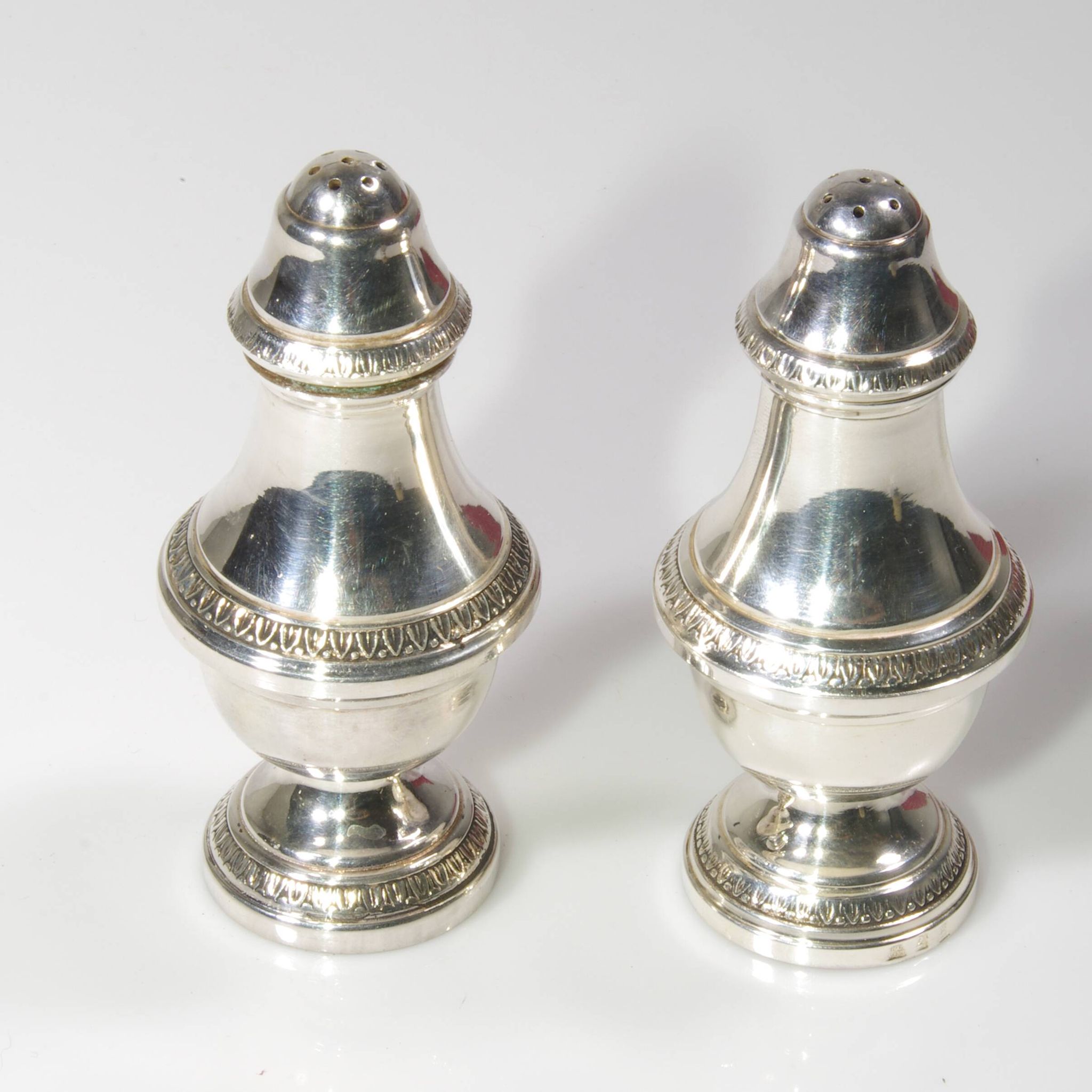 SALT AND PEPPER SHAKER FRENCH GOLDSMITH D.CREGUT PARIS