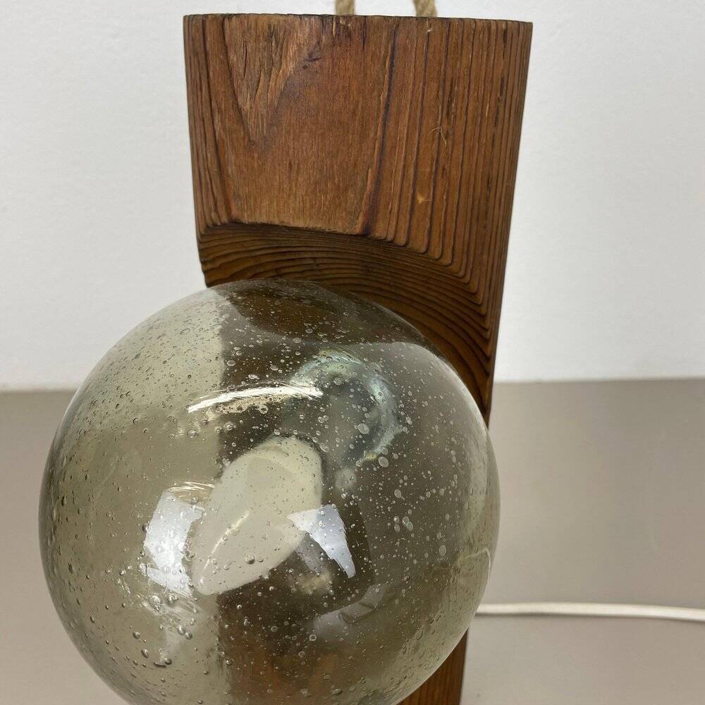 Grande lampe de table sculpturale et organique en bois de pin, attribuée à Temde Lights, Allemagne, années 1970