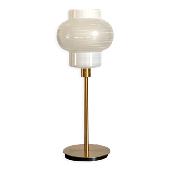 Vintage table lamp with a globe, white and gold
