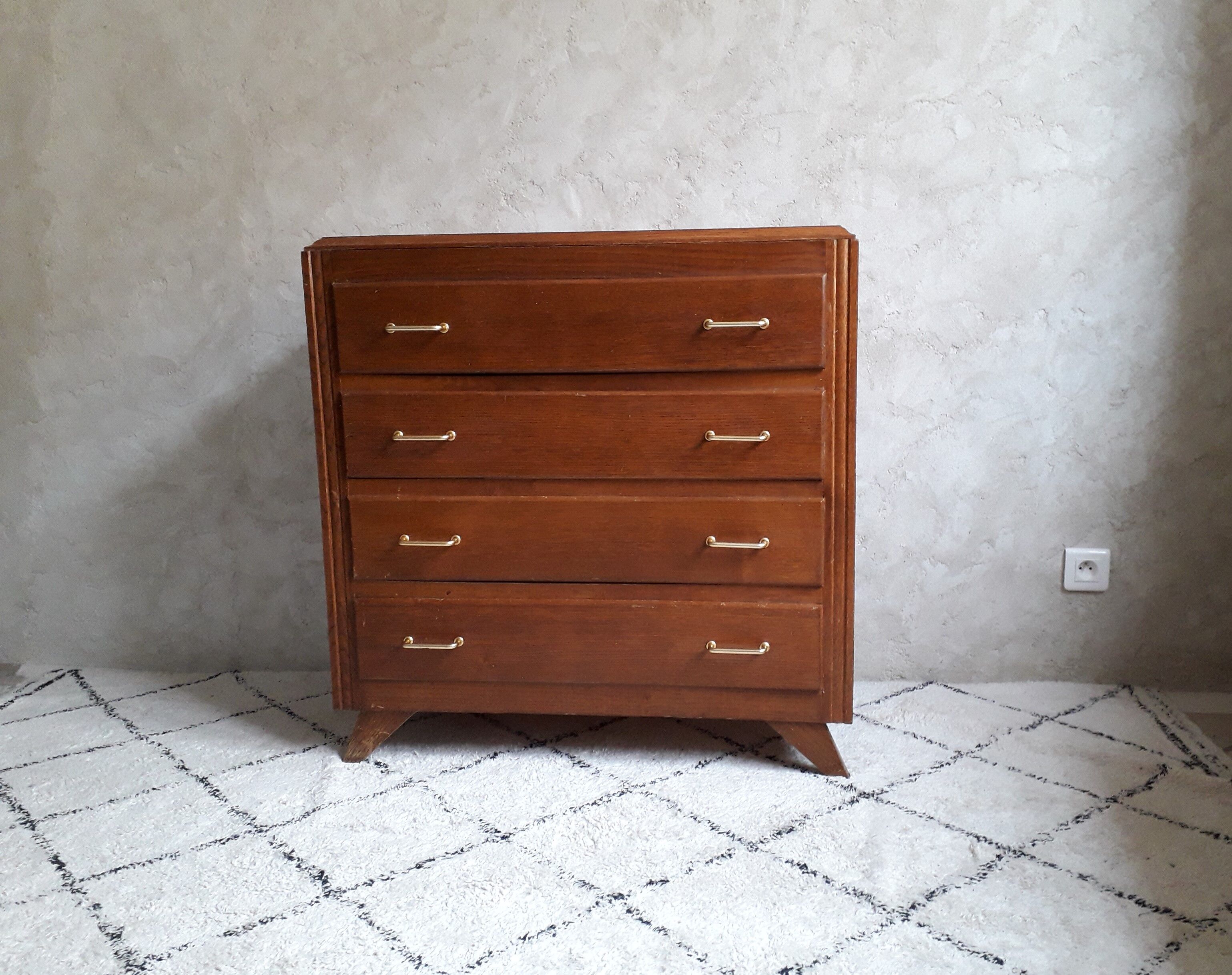 Dresser feet vintage compass