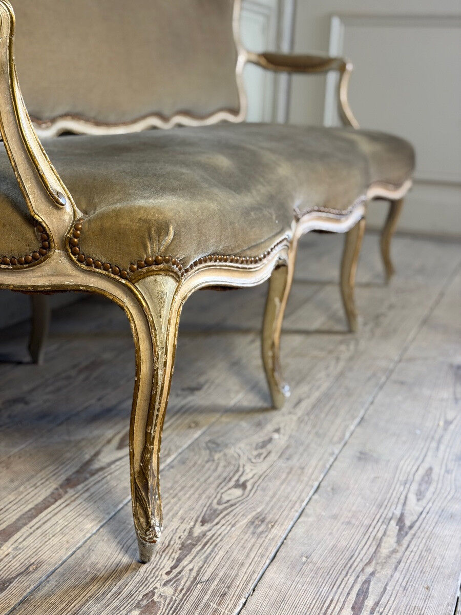 Louis XV bench in carved and painted wood, 18th century