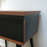 Singer desk