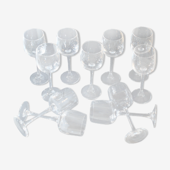 crystal bench wine glasses