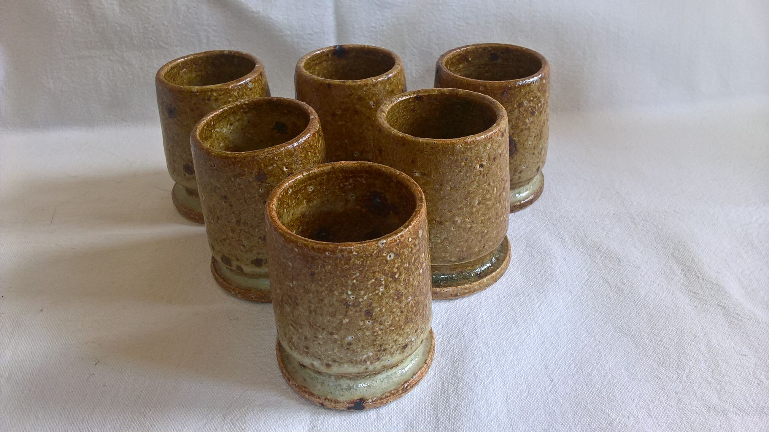 6 cups with pyrity sandstone liqueur