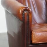 Correctly finished sheep leather club chair