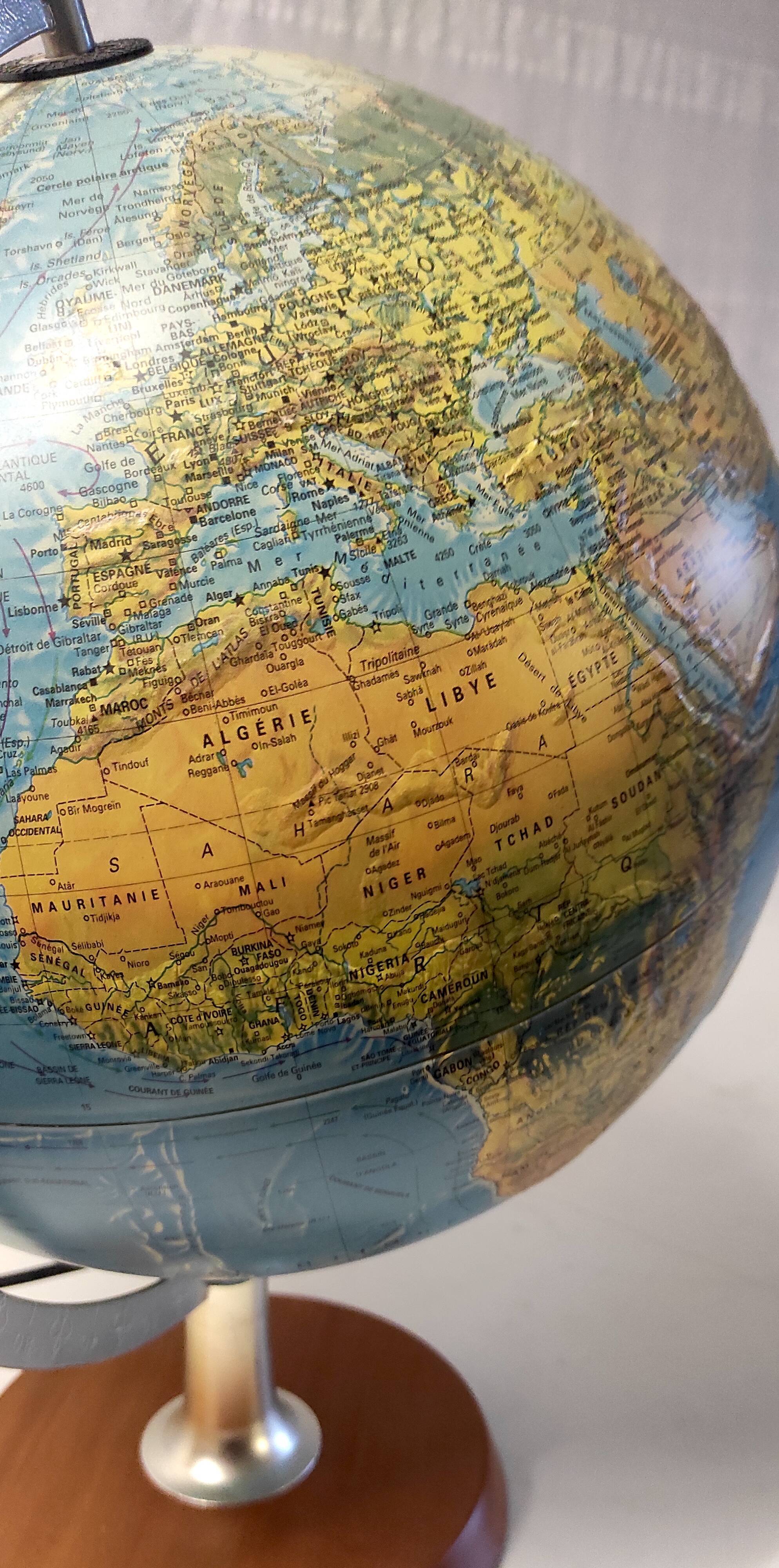 Luminous globe by Scanglobe - Denmark – 70s/80s