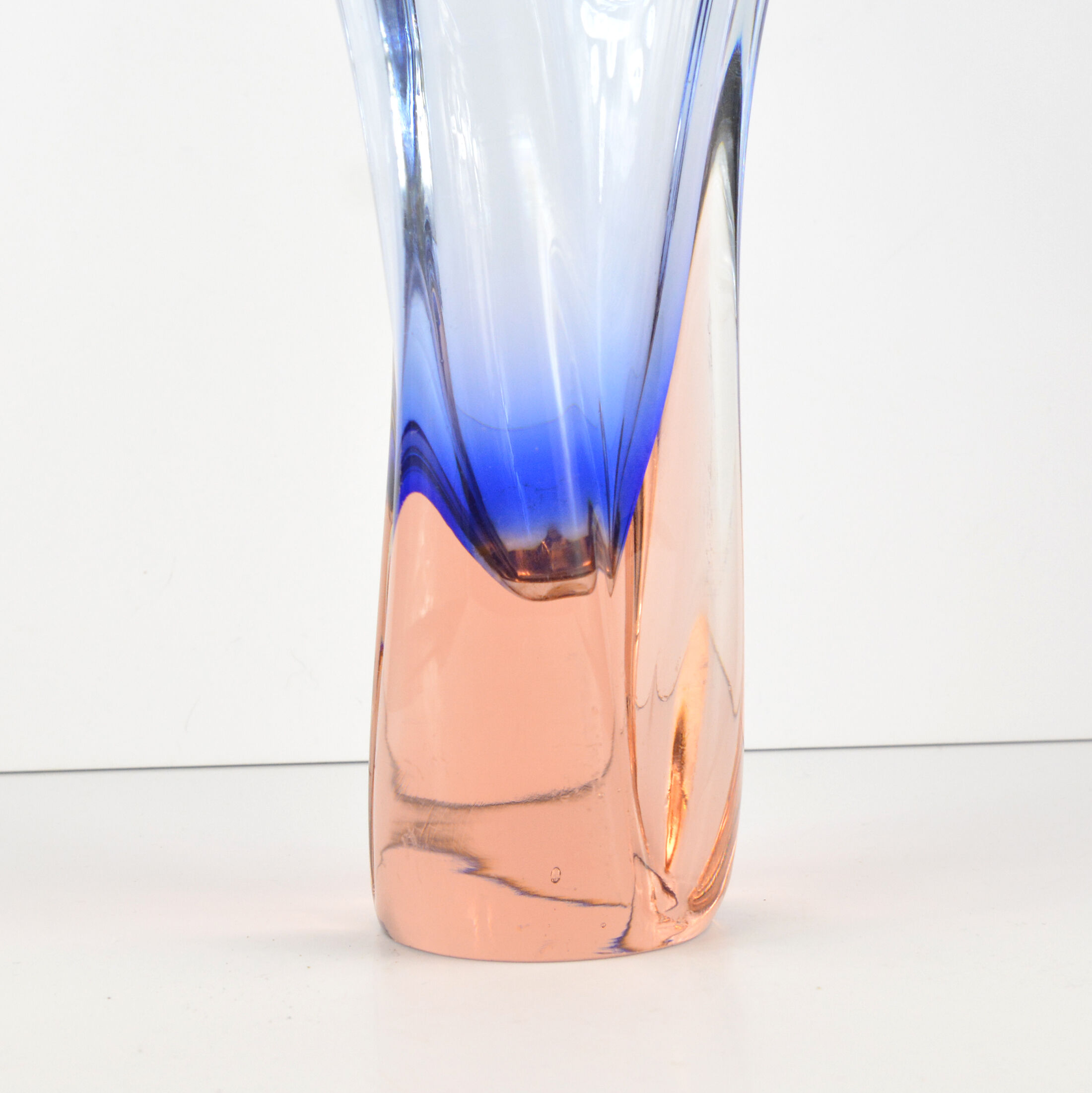 1960s organic modern vase, designed by J. Hospodka, Chribska Sklarna, Czechoslovakia
