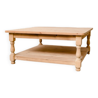 Wooden farmhouse coffee table