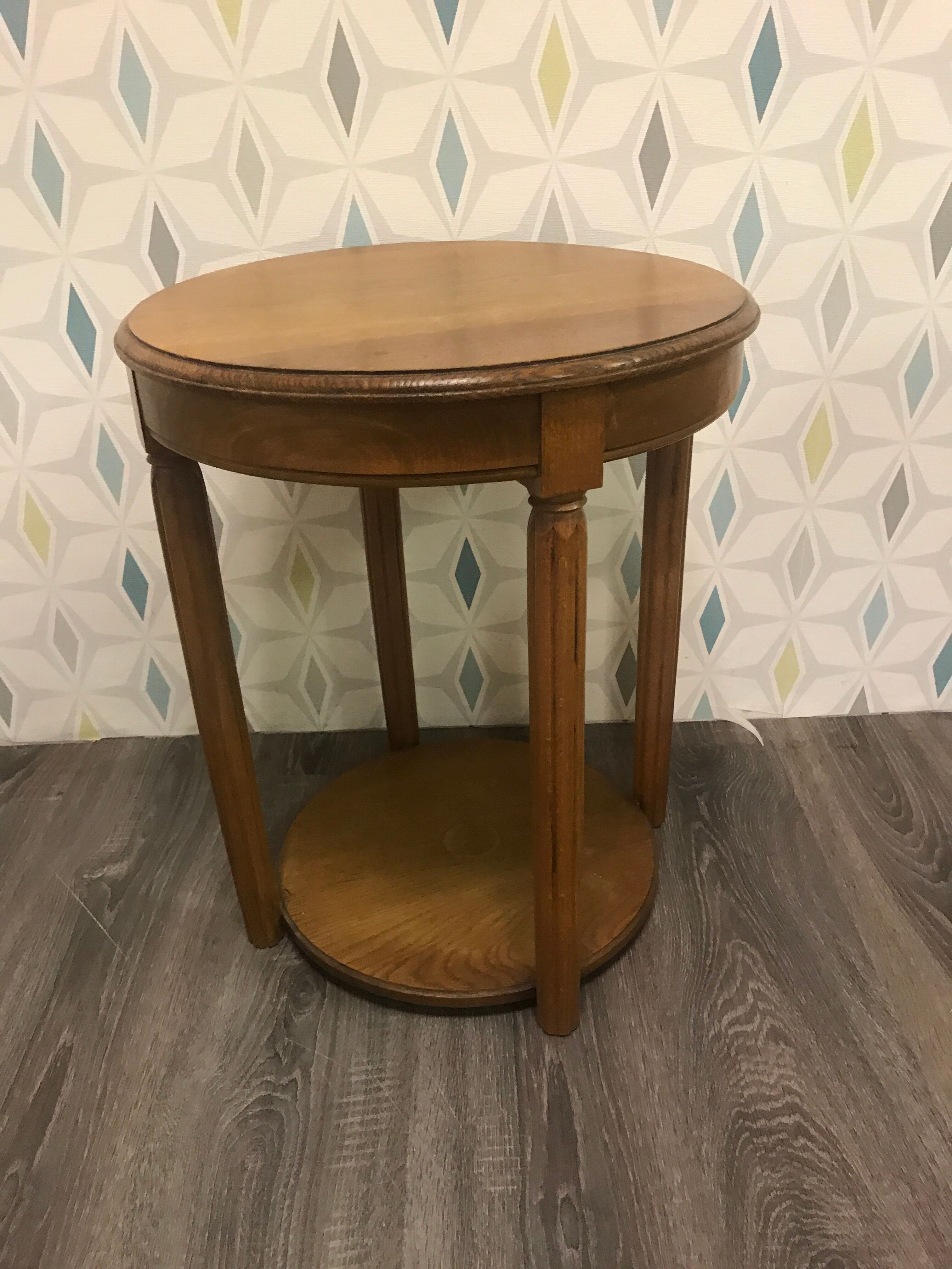 Small pedestal piece of light wooden sofa