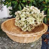 Round wicker basket