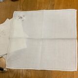 4 linen napkins