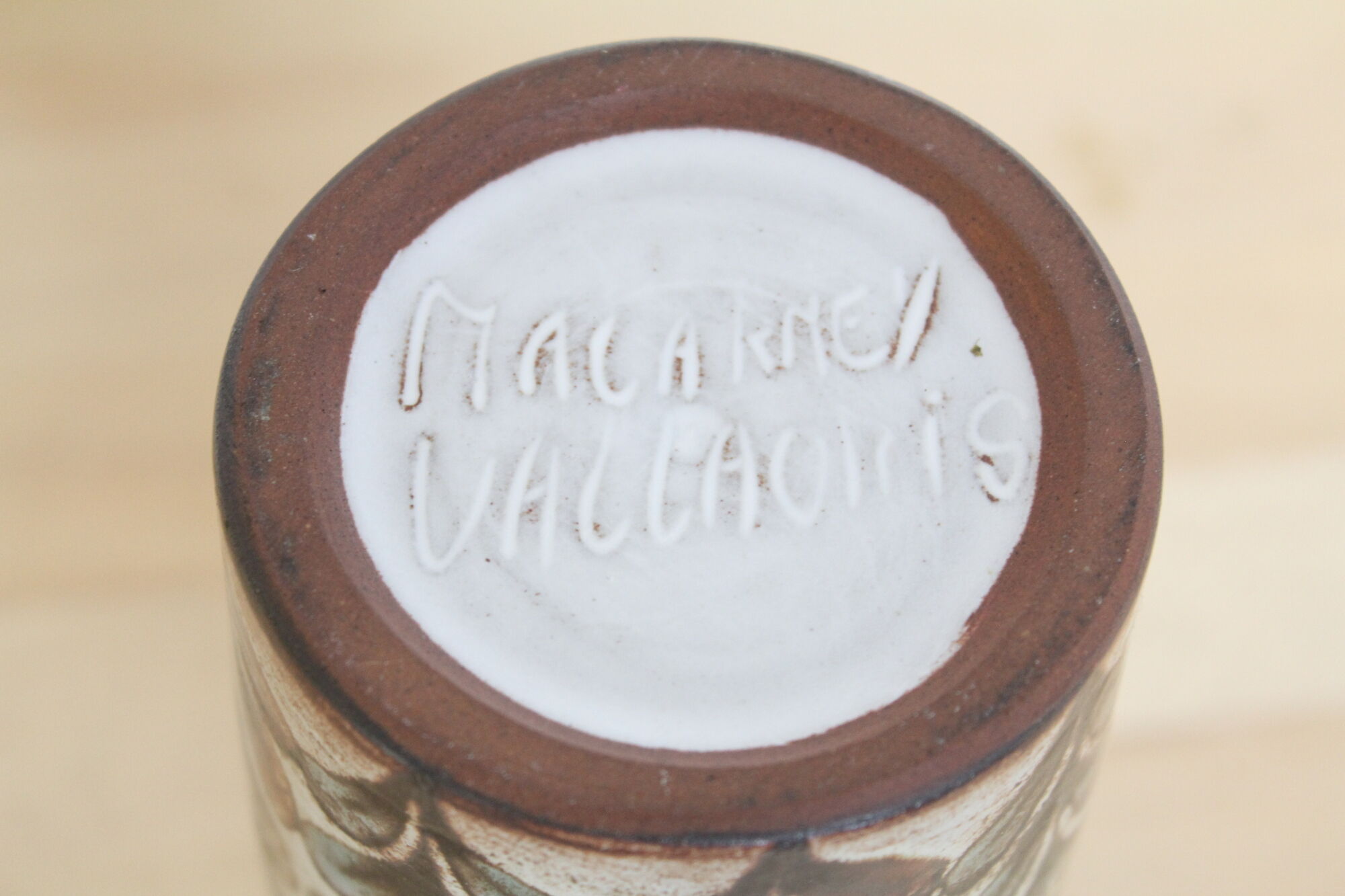 Malarmey ceramic vase in Vallauris, leaf motifs