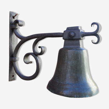 Wall bell