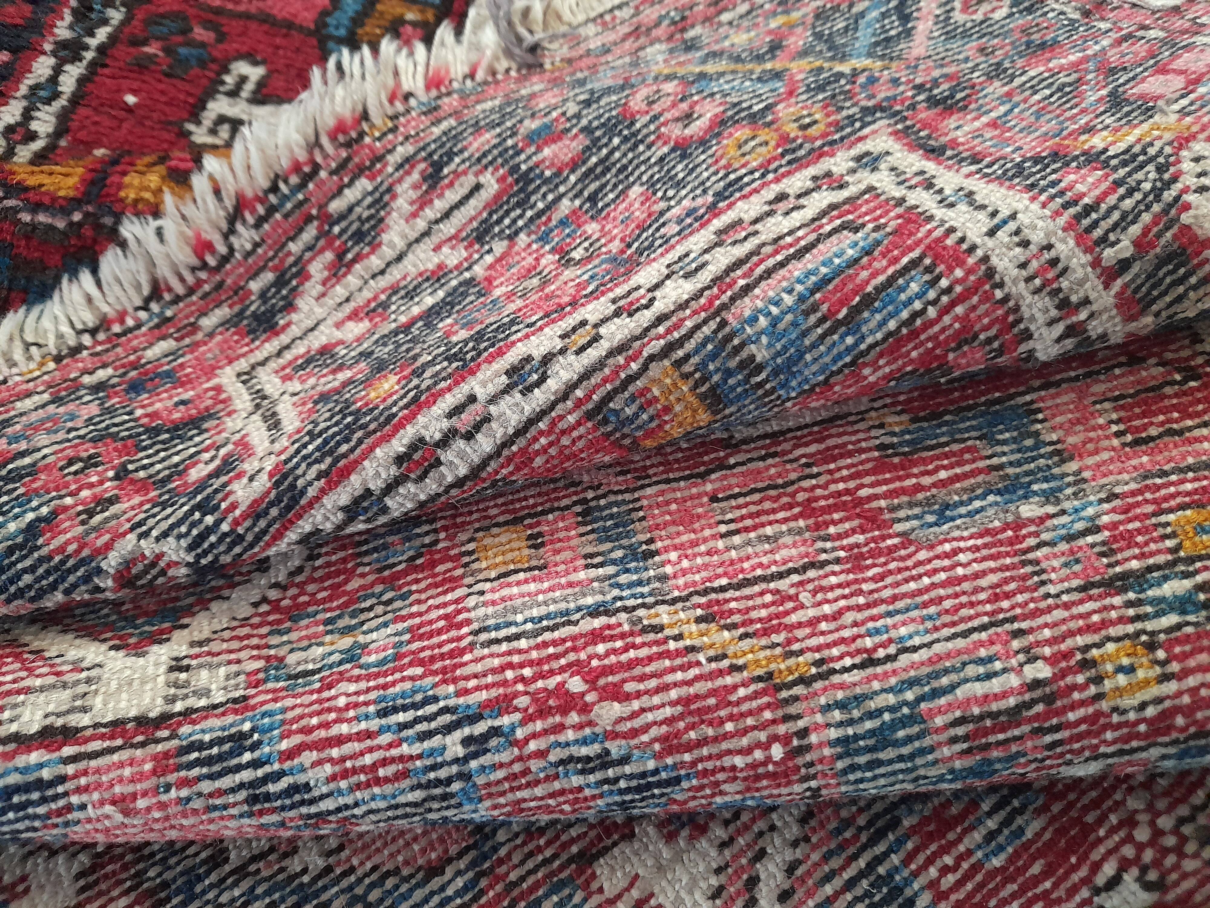 Vintage rug, 126x95 cm