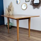 Modular vintage table
