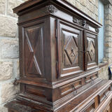 Buffet d'époque Louis XIII  du 18ème siècle