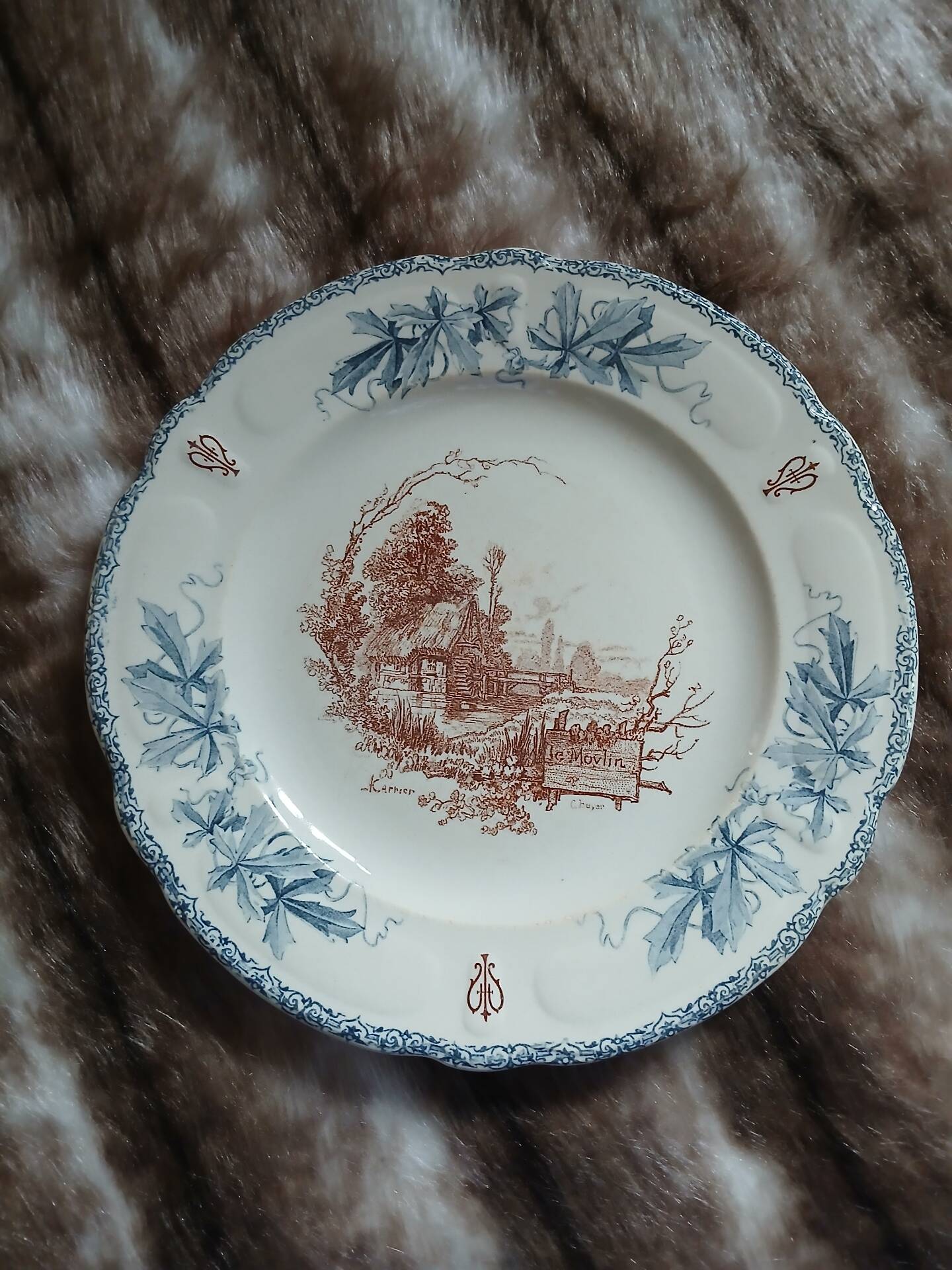 10 antique flat plates "Louis XIII" Choisy le Roi