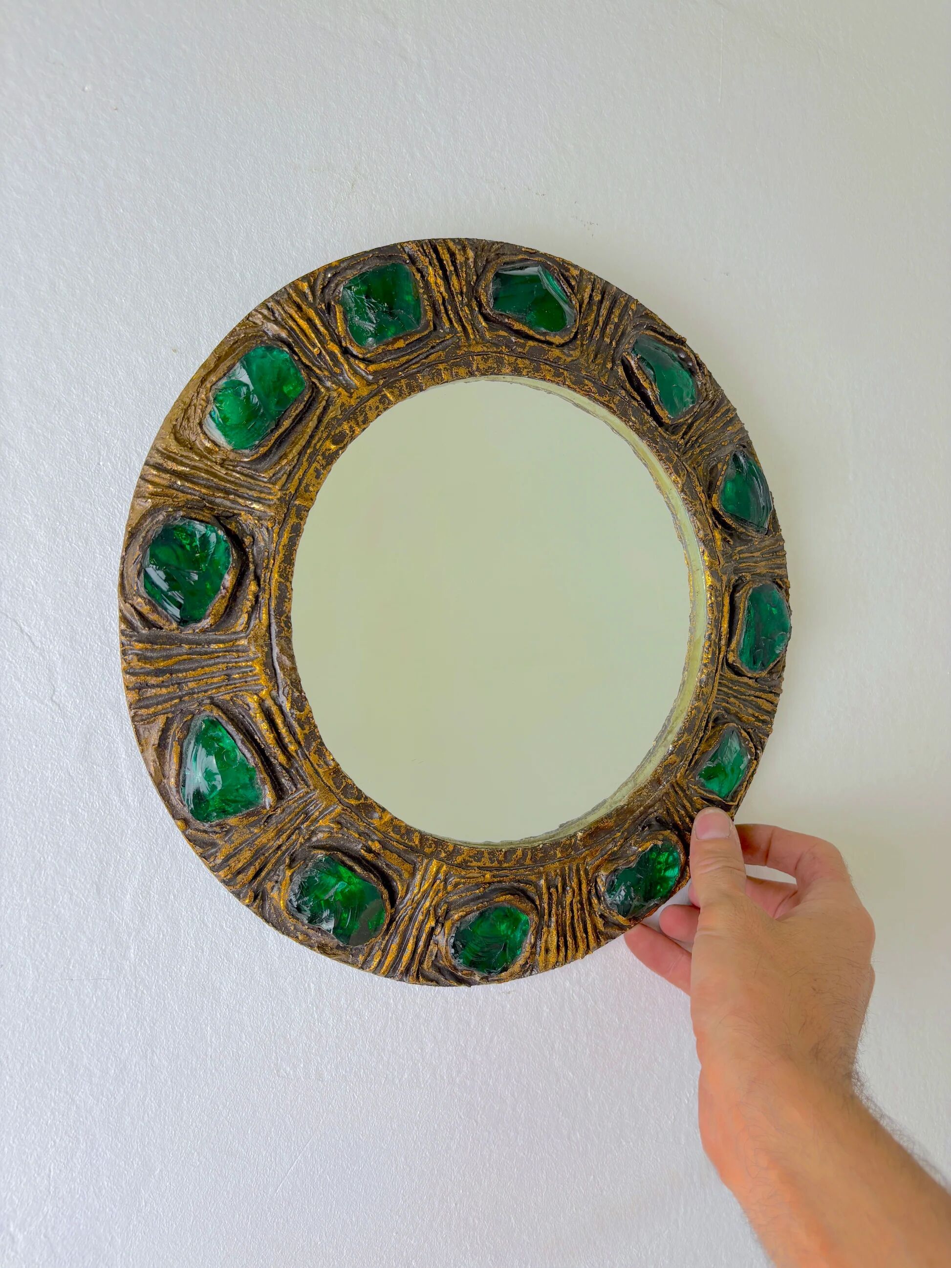 Italian mid-century mirror by Creaciones Gobesso, green Murano rock crystals, 1960s