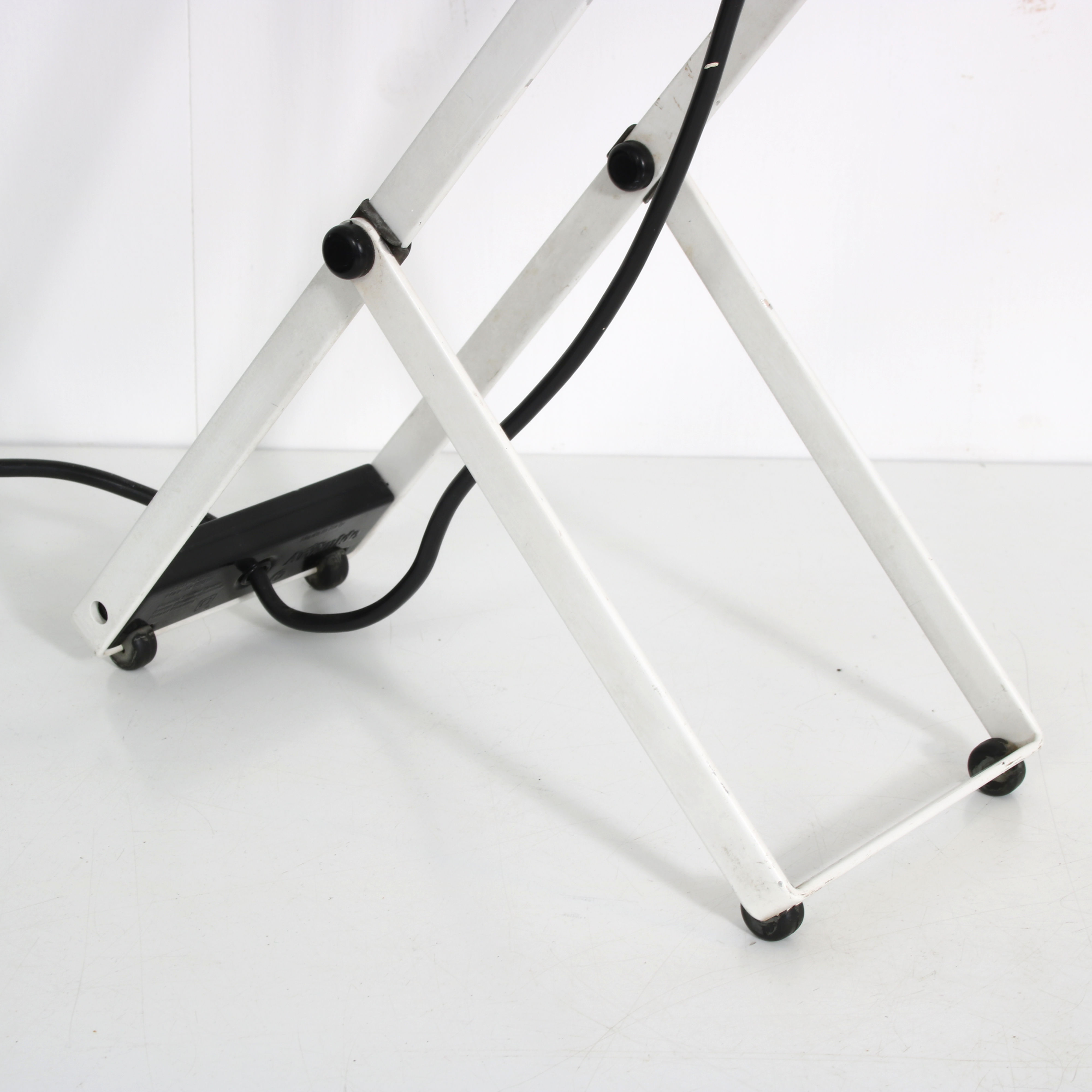 1980s “Synthesi” Table lamp by Ernesto Gismondi for Artemide, Italy