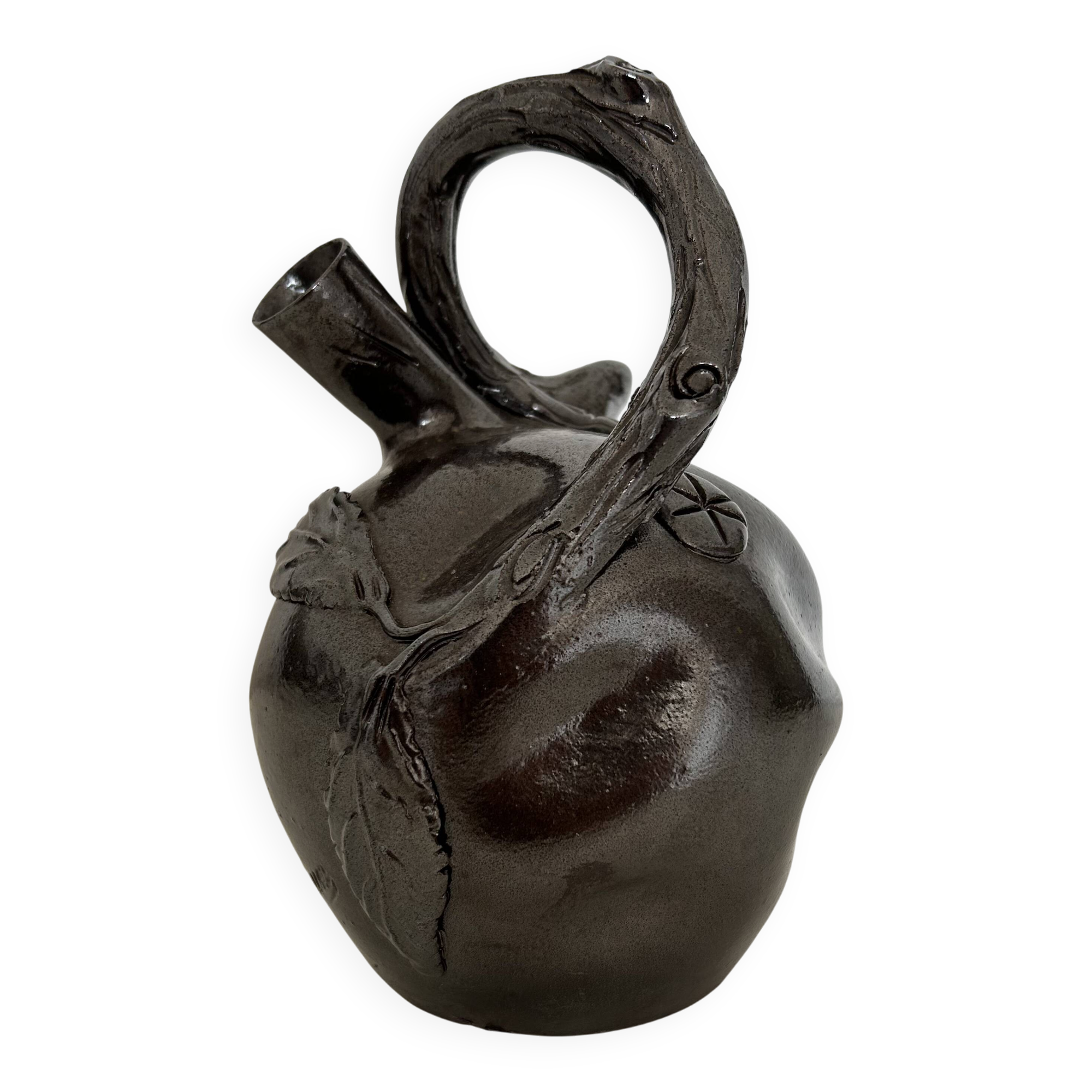 Clay vine jug