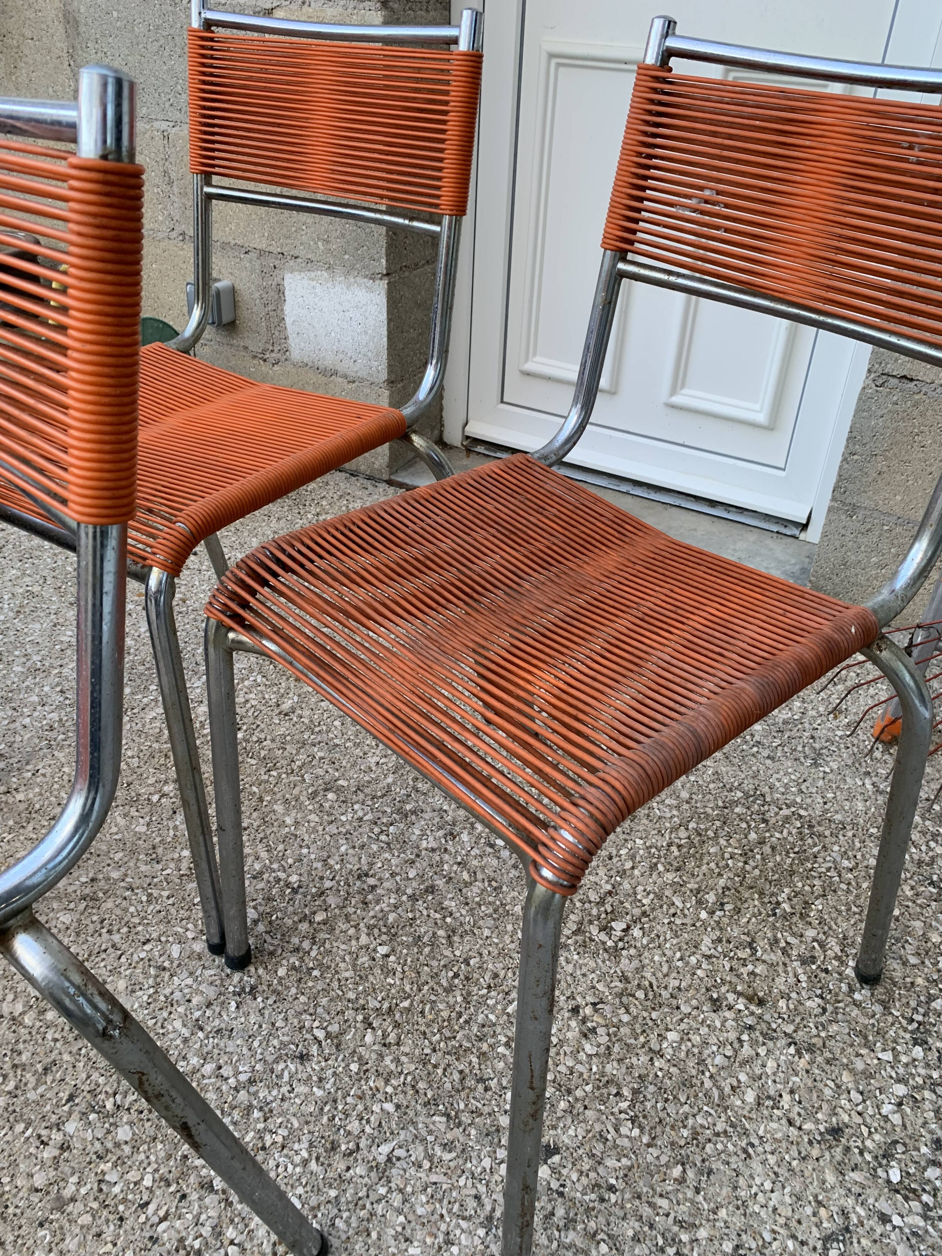 Suite de 3 chaises scoubidou (années 70)