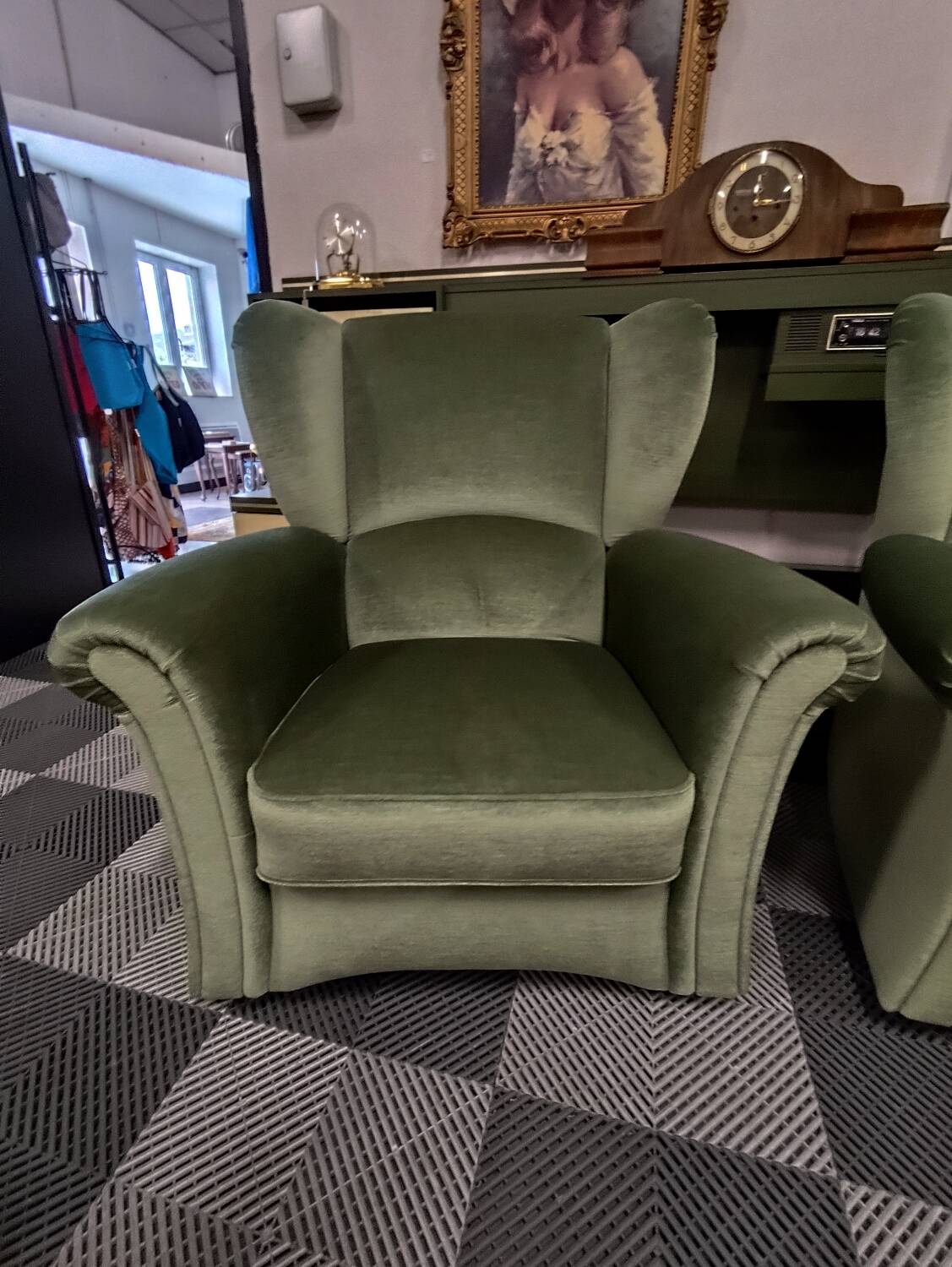 Vintage armchair in light green fabric from the 70s