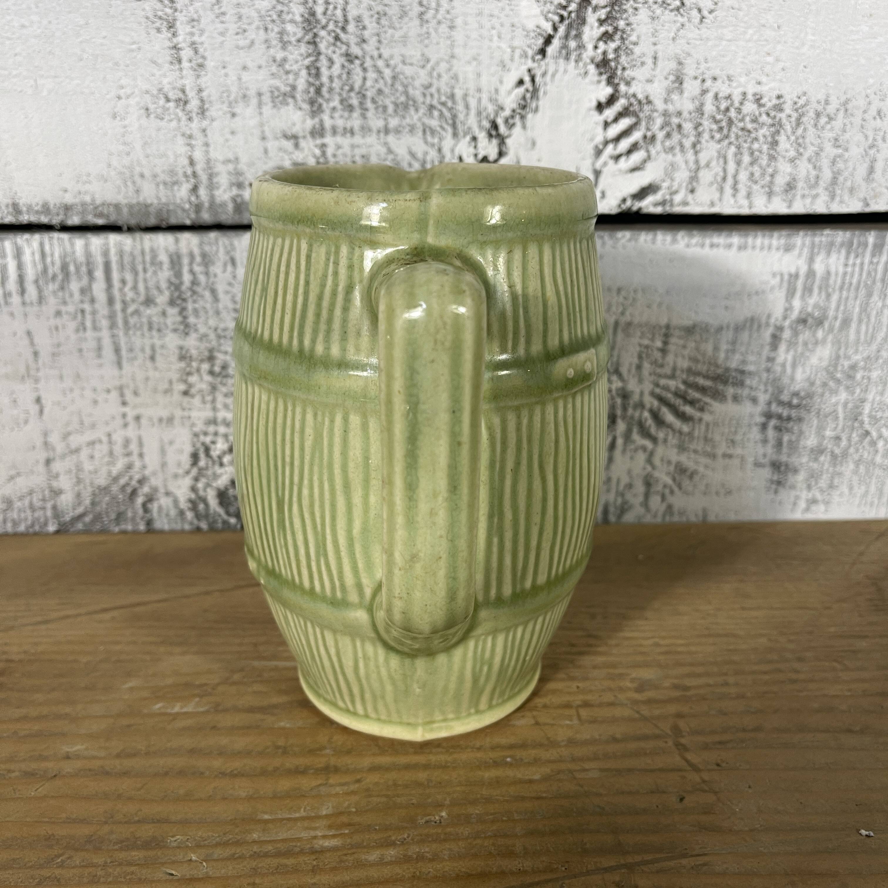 Pichet vintage tonneau