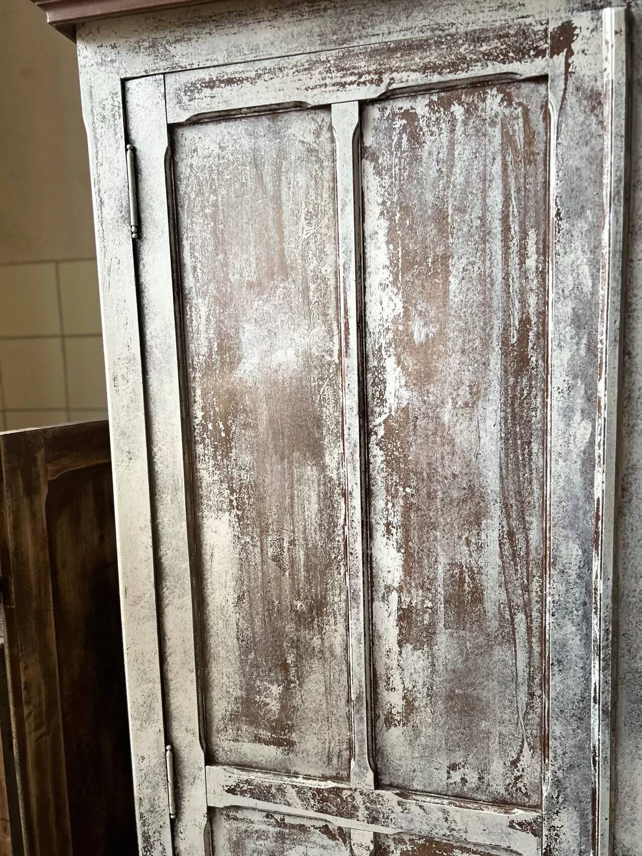 Large Parisian oak wardrobe from the early 20th century with an antique white patina