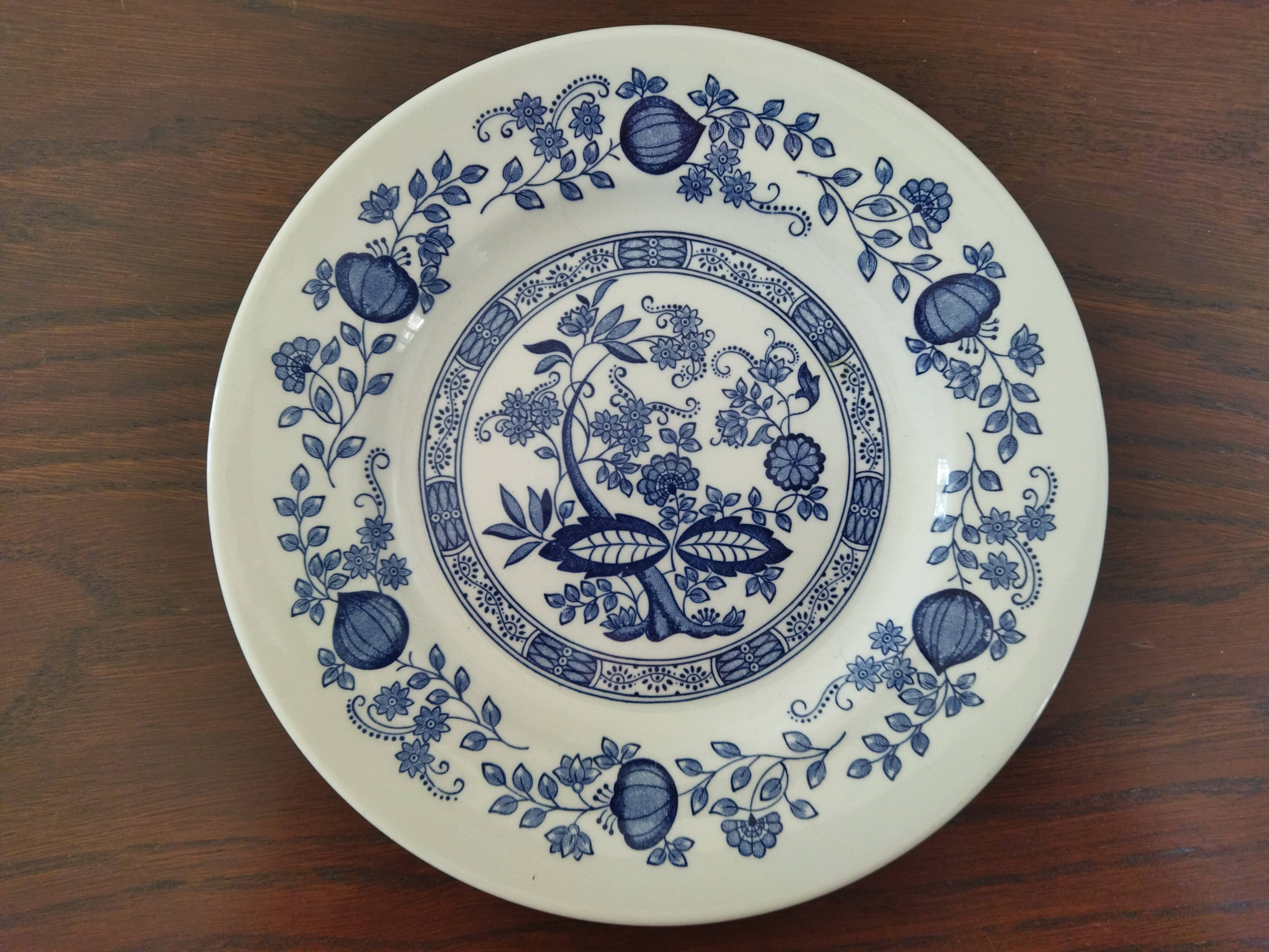 8 assiettes à dessert bleu & blanc Enoch Wood, Churchill & Lunéville