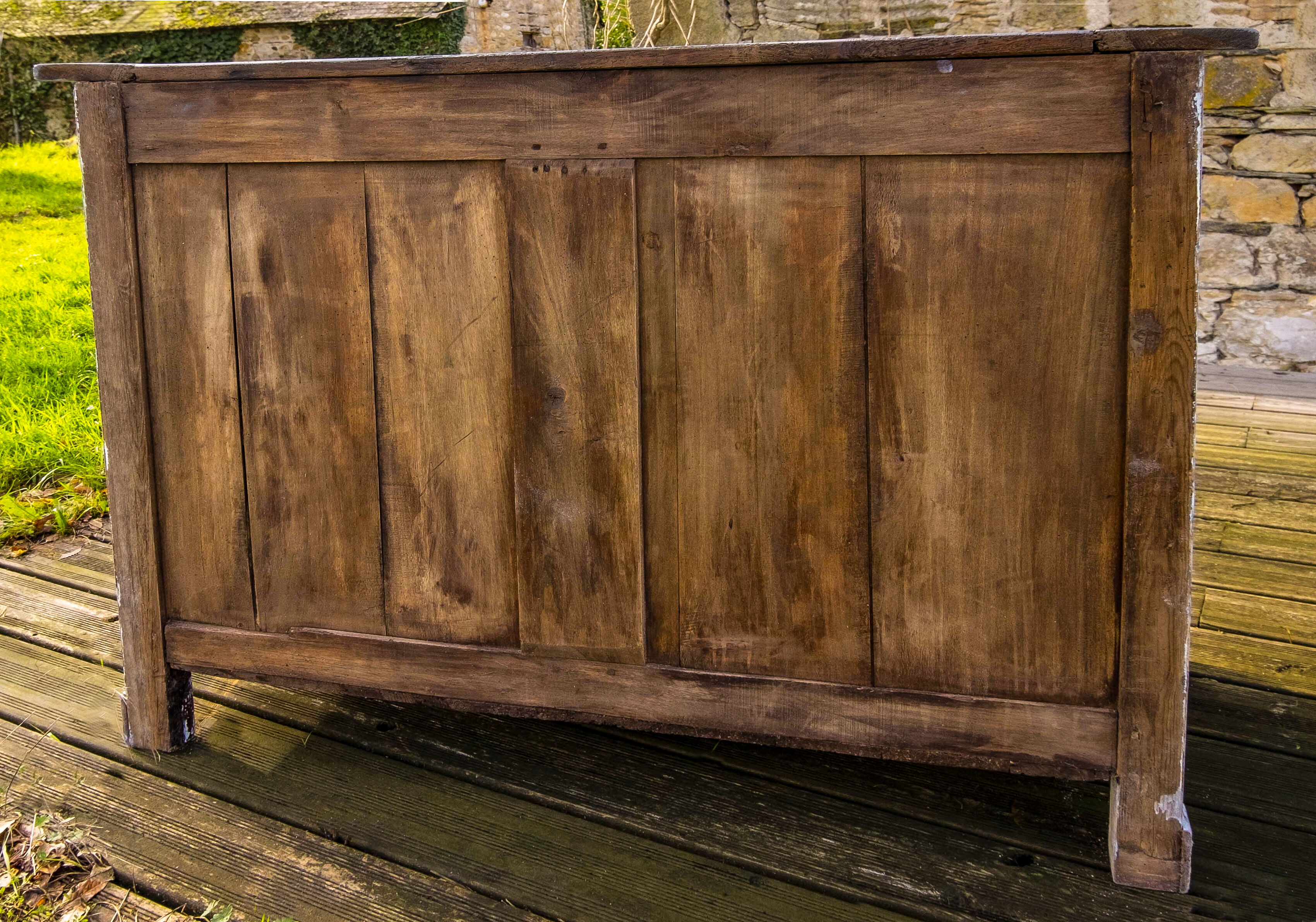 Buffet de campagne patiné