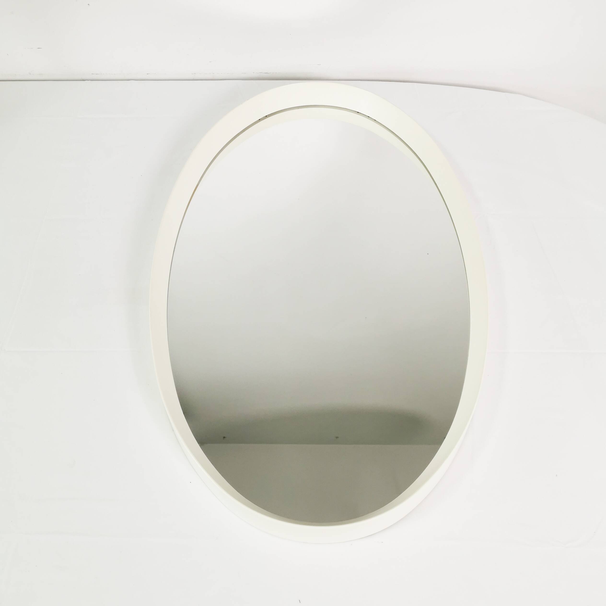 Miroir mural minimaliste - ovale, Allemagne, années 70